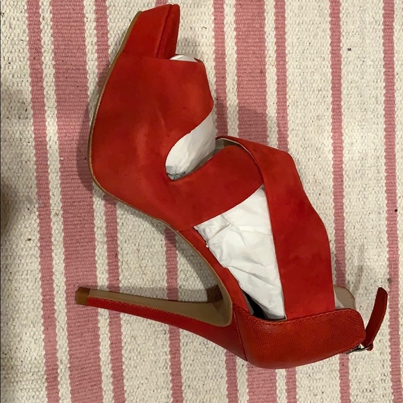 NWT platform shoes - Picture 3 of 3